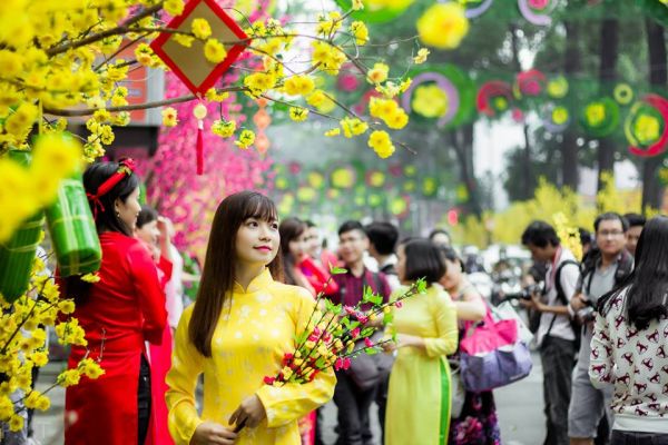Tet holiday hanging around