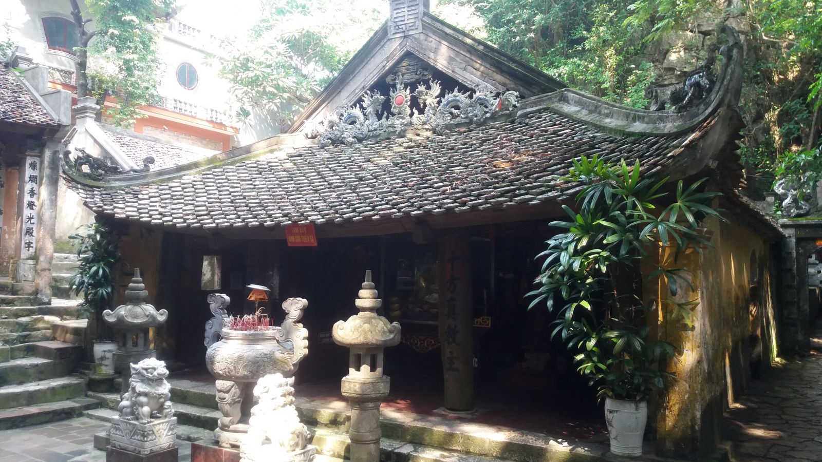 Thay Pagoda-High Temple