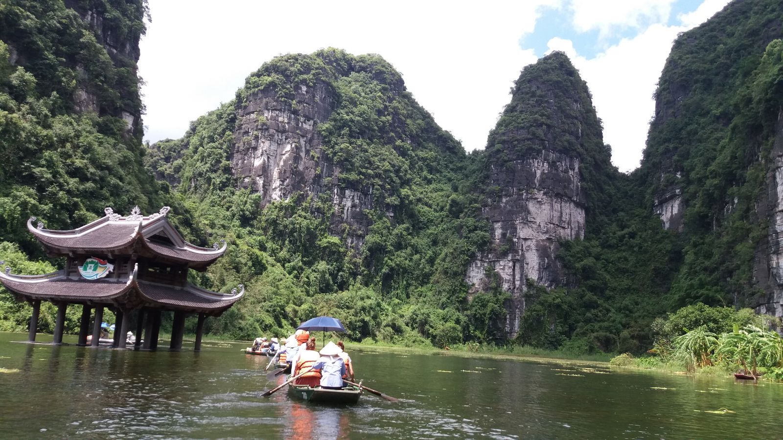 Trang An boat trip-bell tower