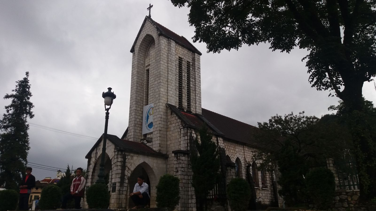 Travel tips to Sapa- Church