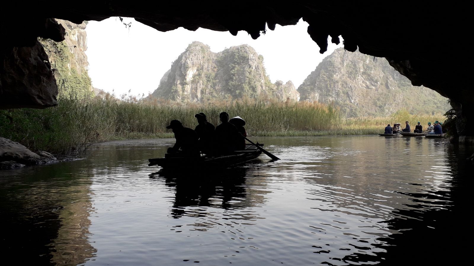 Cave in Van Long