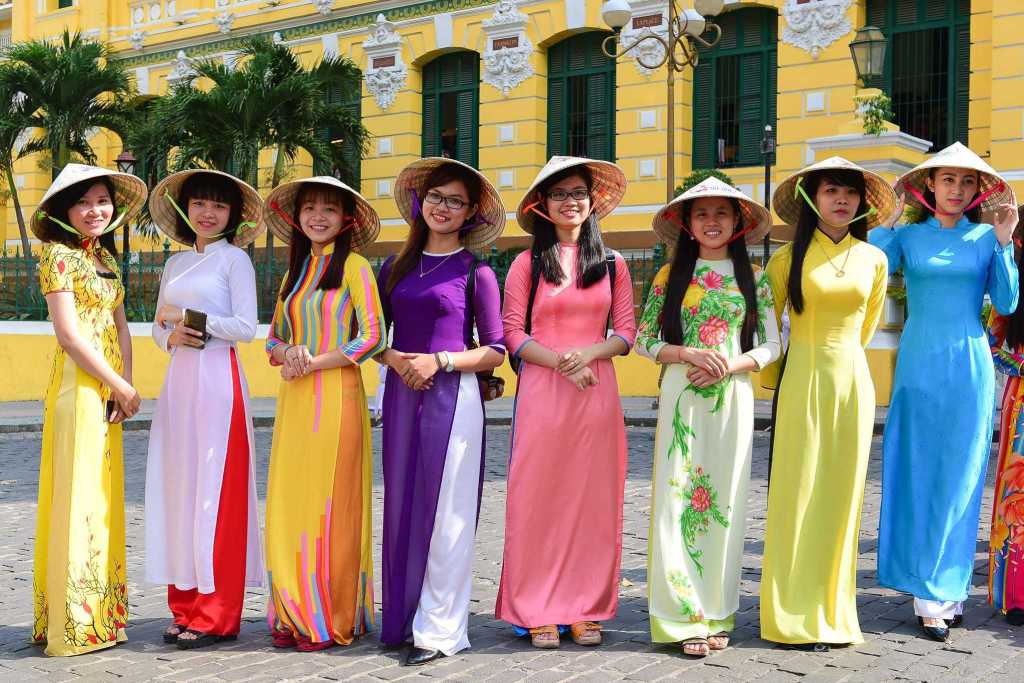 Vietnamese in Ao Dai