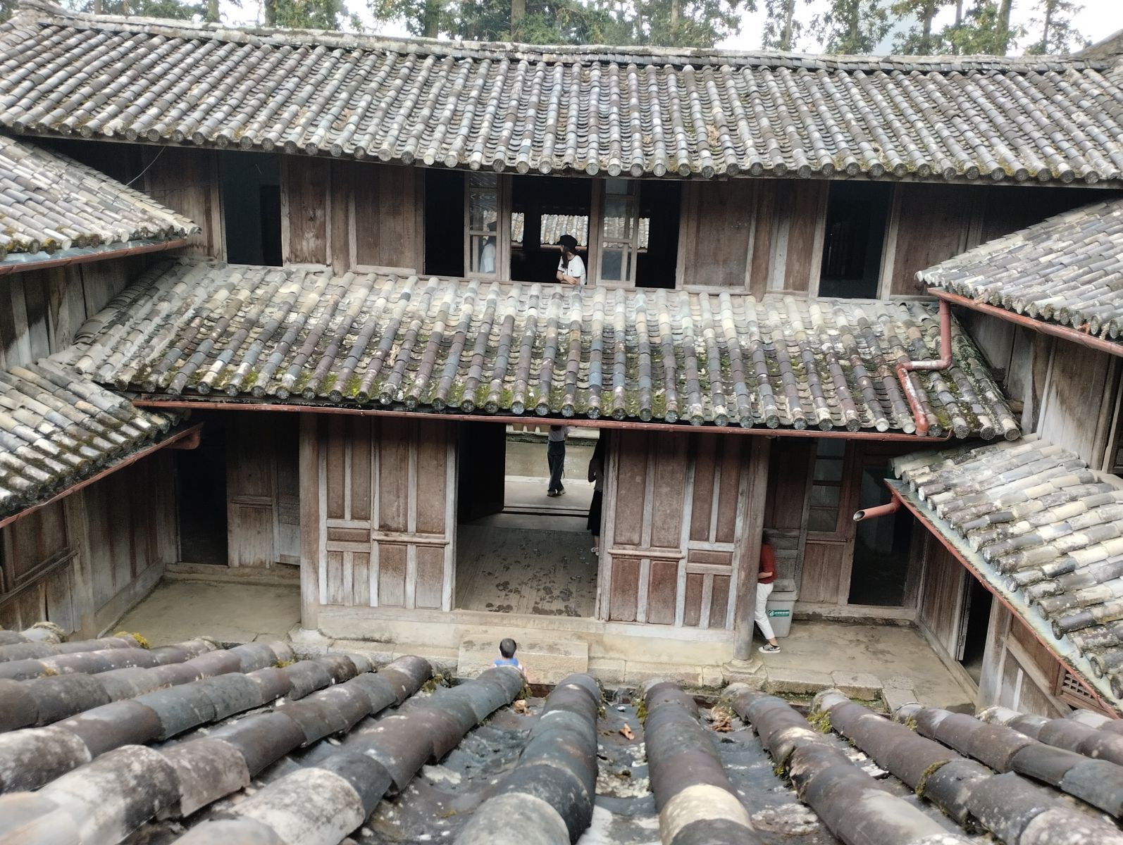 Vuong Place - Dong Van