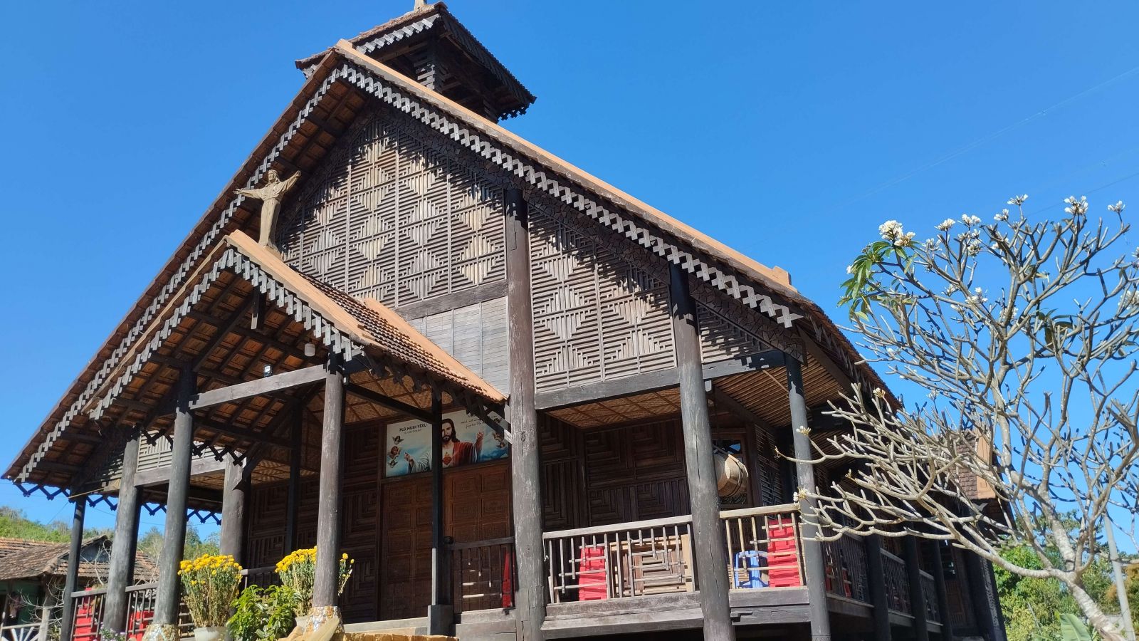 Church of Kon K' Tu village