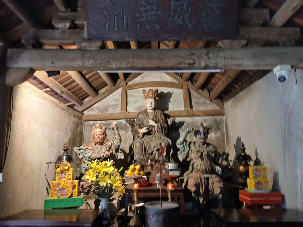 Duong Lam Village Day Tour : Step Back in Time to Vietnam’s Ancient Countryside & Timeless Charm