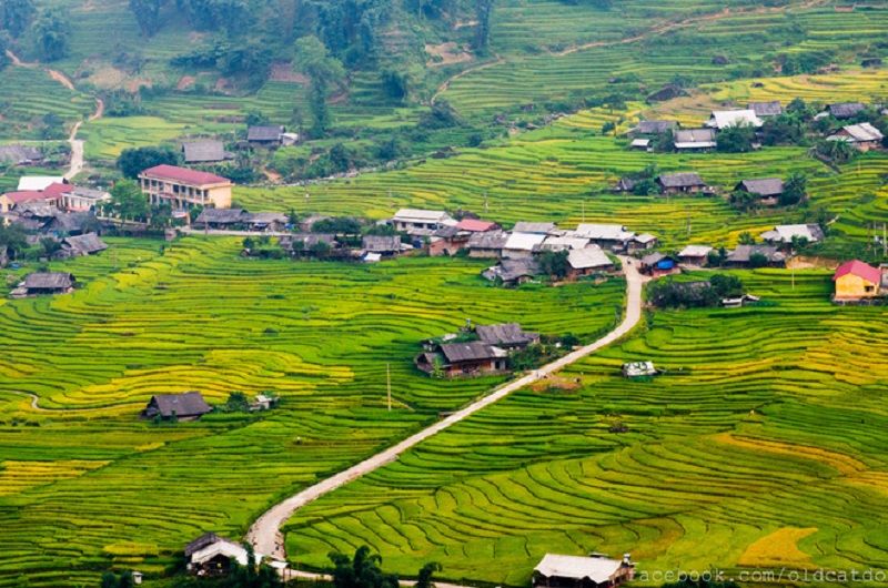 Y Linh Ho village - view down the valley