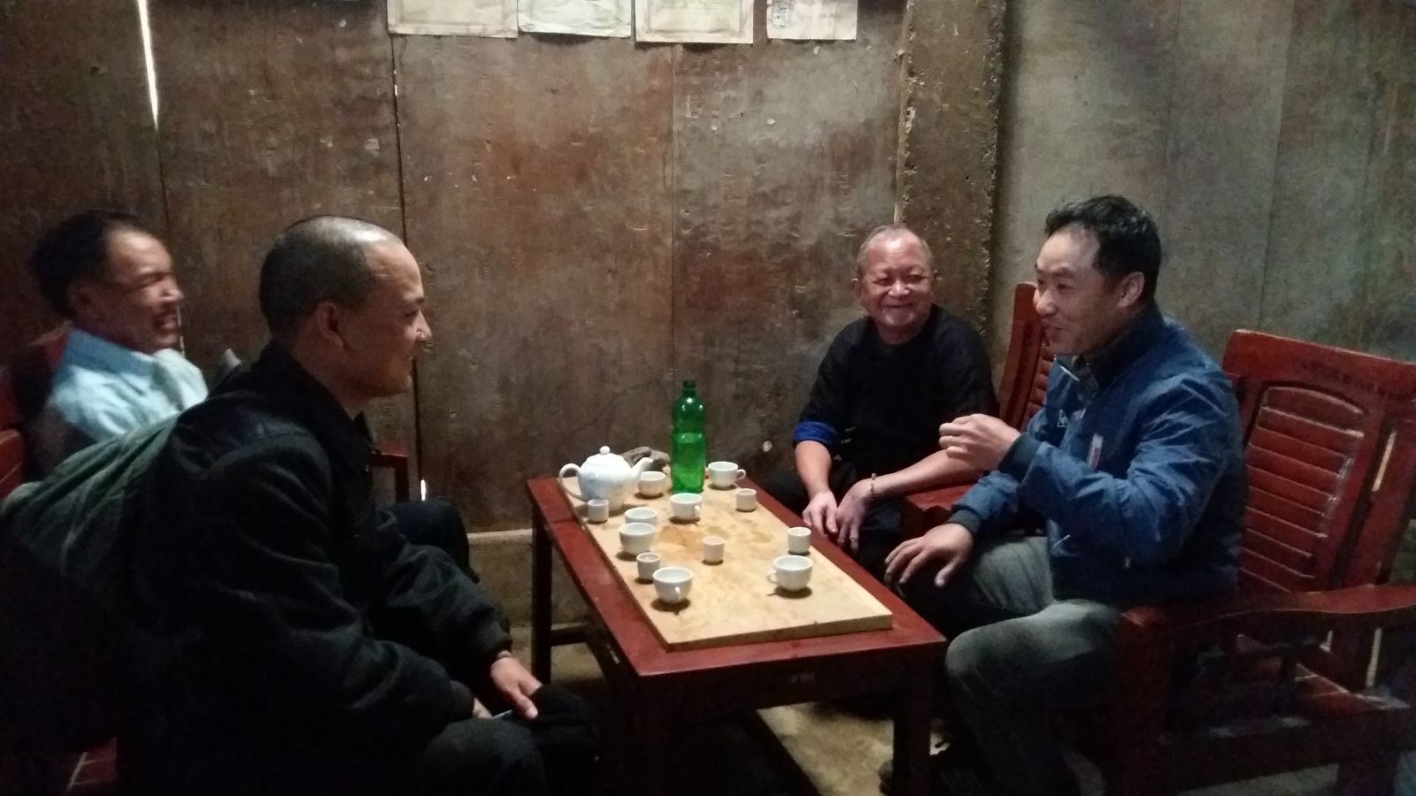 Talk to a H' Mong family