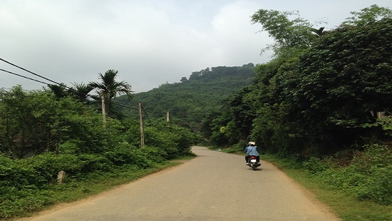 Motorbike adventure to Ba Vi national park