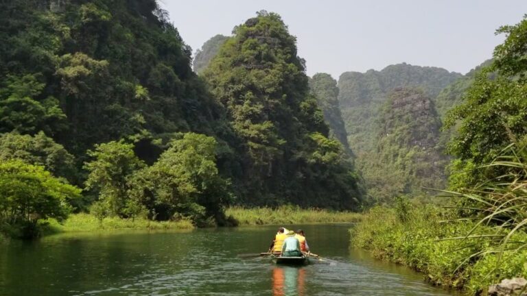 Best of Ninh Binh: Sacred Bai Dinh Pagoda & Scenic Trang An Boat Ride