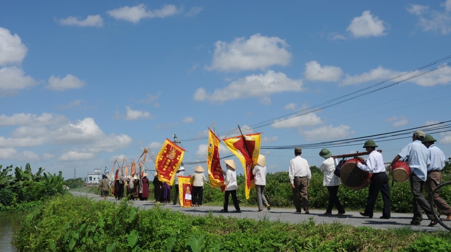 Vietnamese Funeral