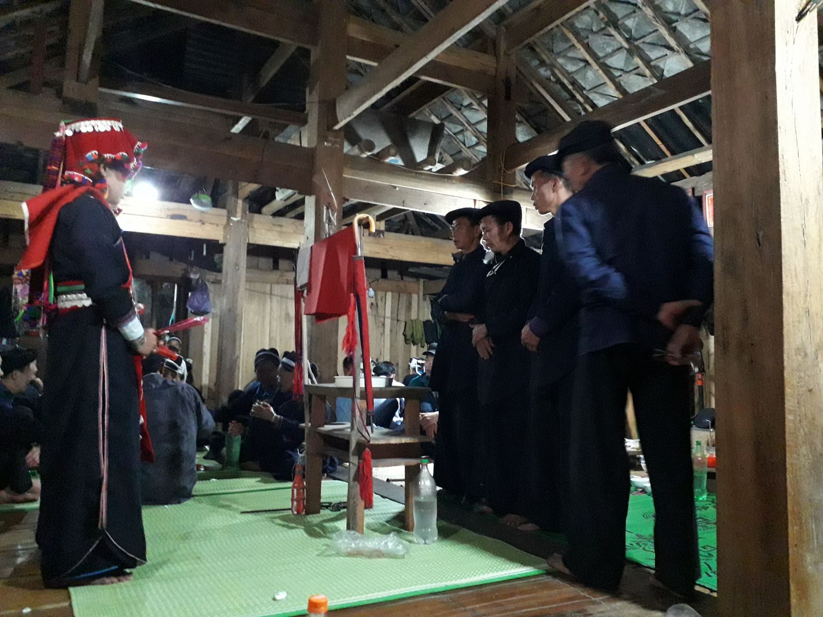 Attend the wedding retuals of Black Dzao people