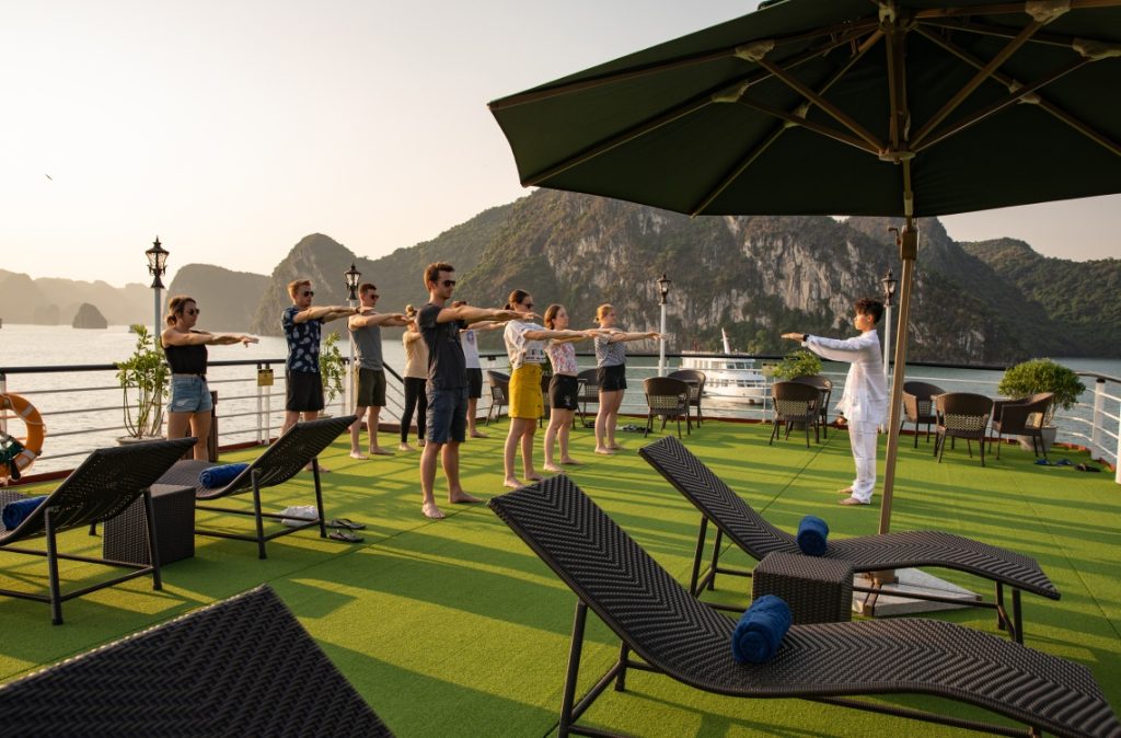 La Casta Regal Cruise: Premium Journey To Halong Bay & Lan Ha Bay
