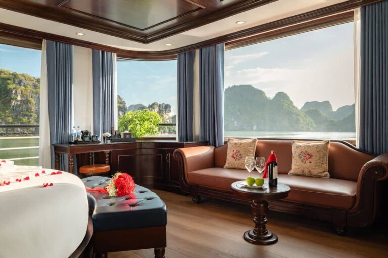 HONEYMOON (VIP) with Balcony