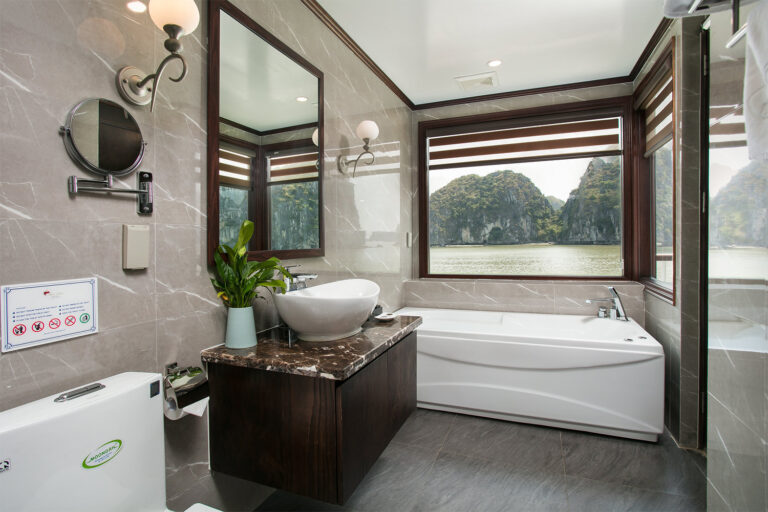 Elegance Suite Balcony