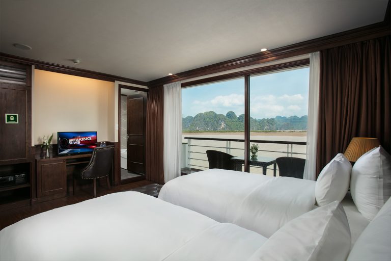 Elegance Suite Balcony Triple