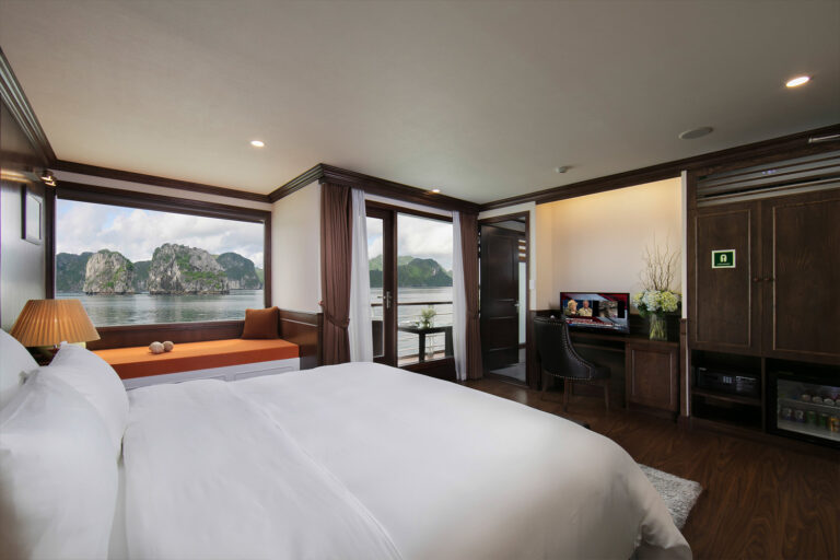 Ocean Suite Connecting Door