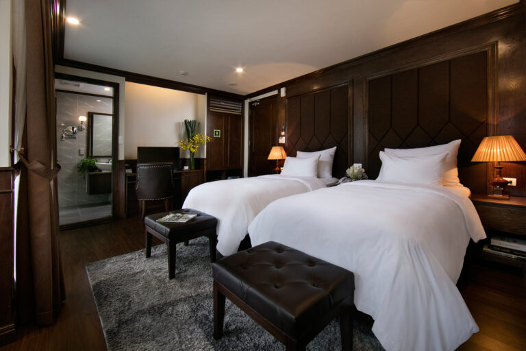 Ocean Suite Connecting Door