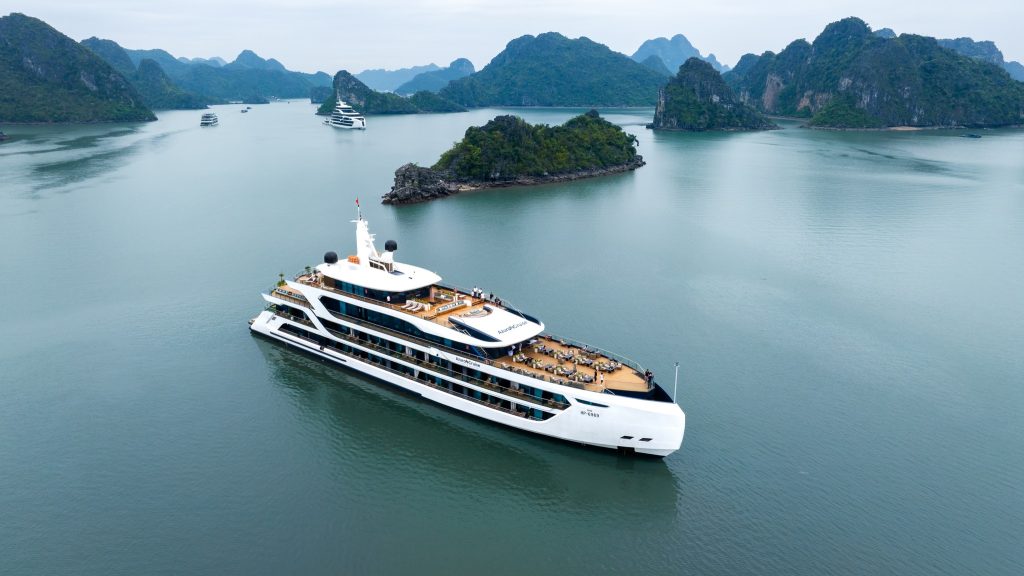 Experience Lan Ha Bay in Style with 6-Star Azura Cruise