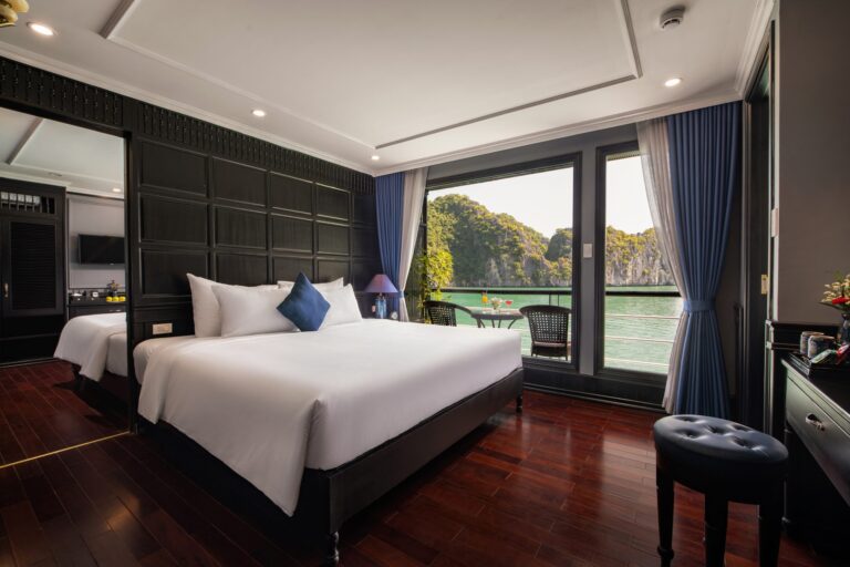 Family Connecting Suite – Private Ocean View Balcony