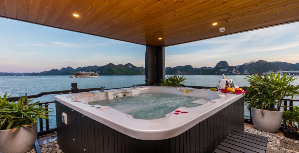 La Regina Grand Cruise : Luxury Venture Beyond Halong Bay into Lan Ha Bay’s Hidden Beauty