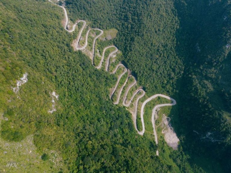 Me Pia Pass ( Khau Coc Cha) – The Incredible 14-Storey Road to Conquer in Cao Bang