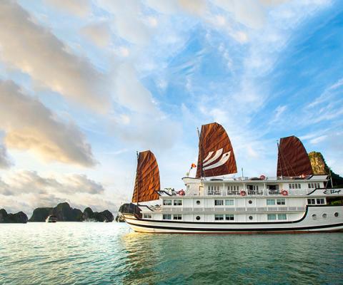 Bhaya Classic Cruise Halong Bay 2 Days