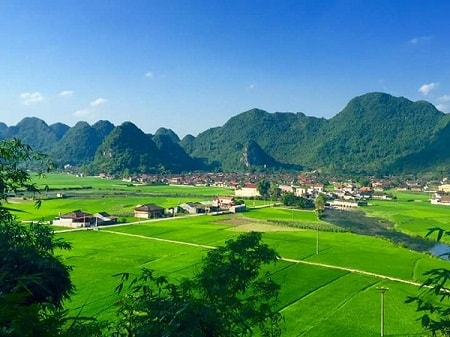 North Vietnam Tour to Halong bay, Bac Son valley & Ba Be national park – 4 Days