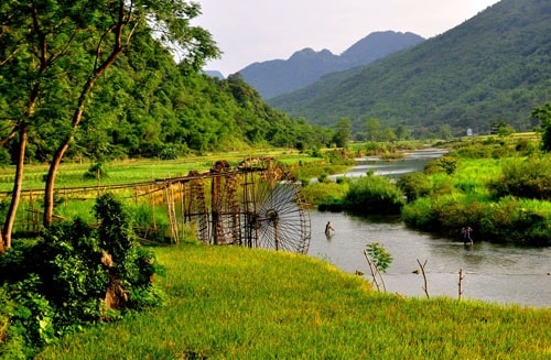 An interesting escape tour to Mai Chau & Pu Luong nature reserve 4 days