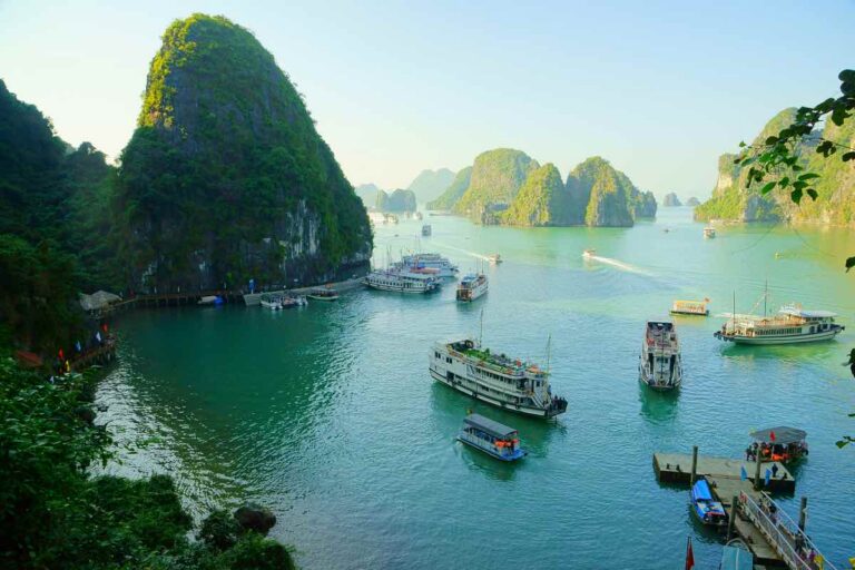 Budget Hanoi Tour Package to Hanoi, Halong Bay,Sapa 5 Days