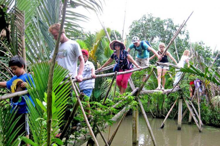 Cheerful Vietnam Family Tour