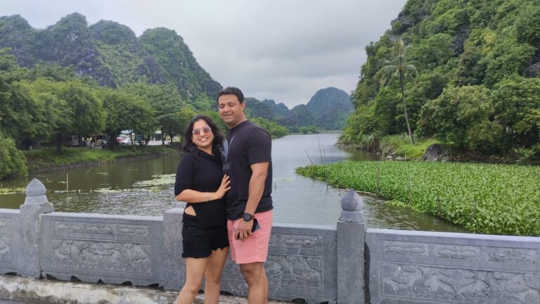 Scenic Ninh Binh Escape : Trang An Boat Ride & Mua Cave Trek
