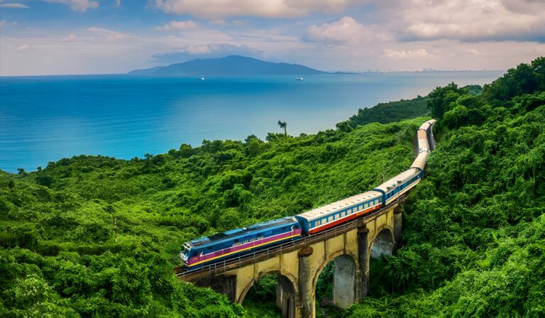 Northern & Central Vietnam Tour ( By Private Car)