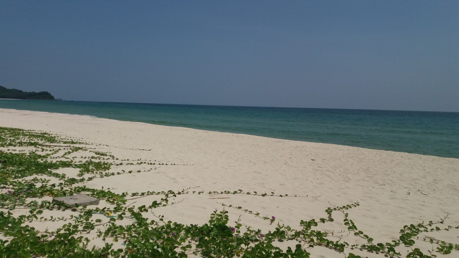 Beach in Quan Lan