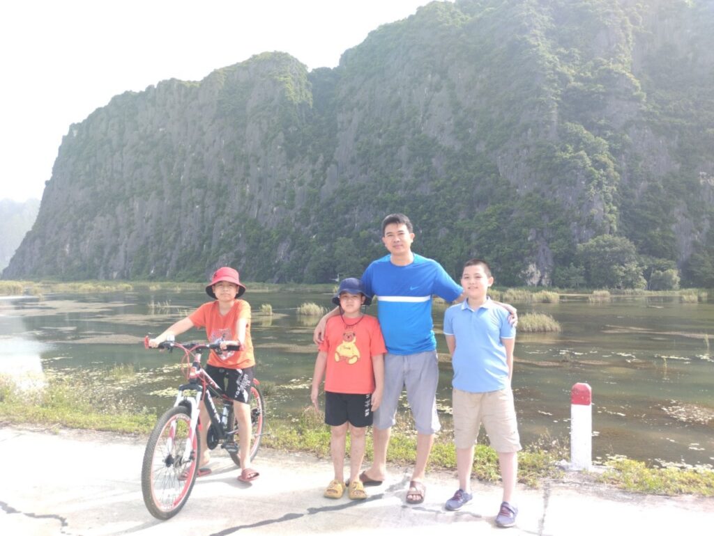 Ninh Binh Day Trip to Hoa Lu Temples & Van Long Wetland : Nature, History & Scenic Boat Ride
