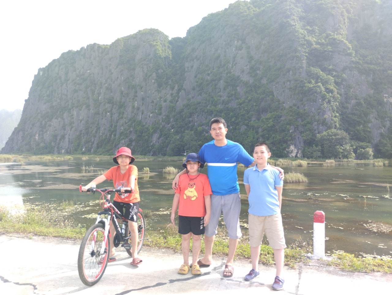 Biking Van Long area