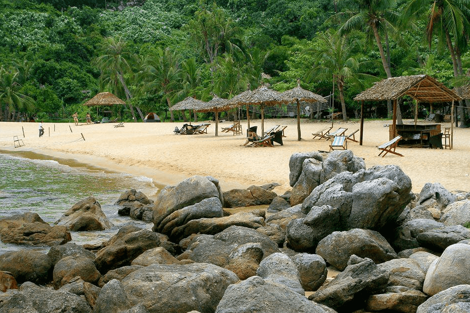 beach in Cu Lao Cham