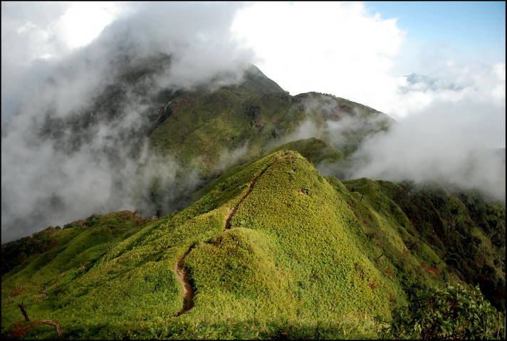 Trekking route Fansipan