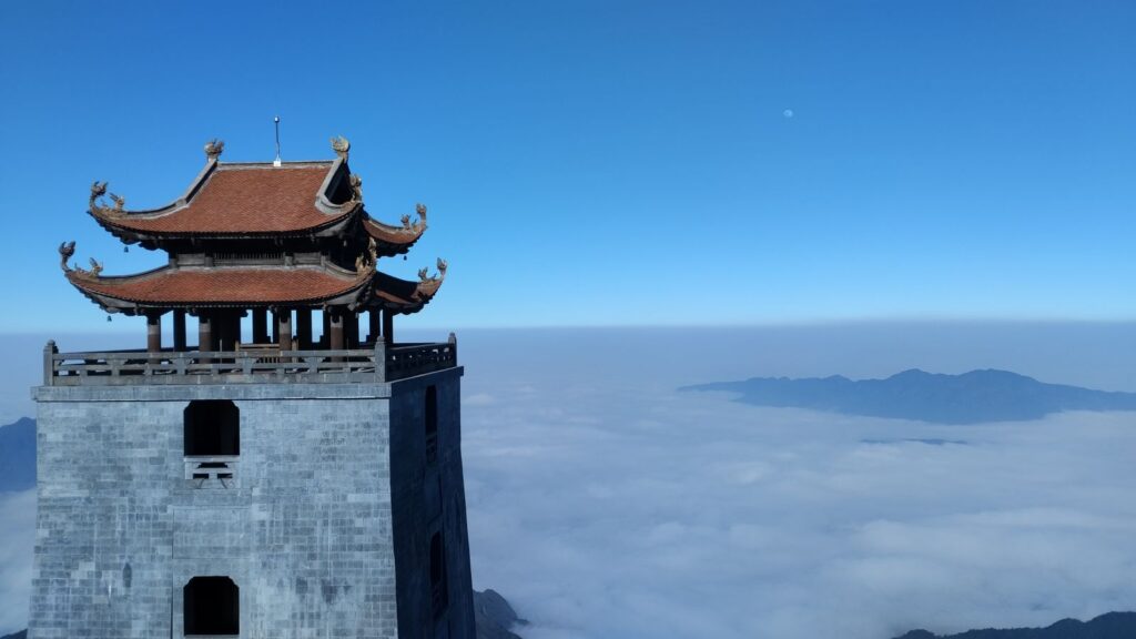 Fansipan Peak Conqueration Day Trek