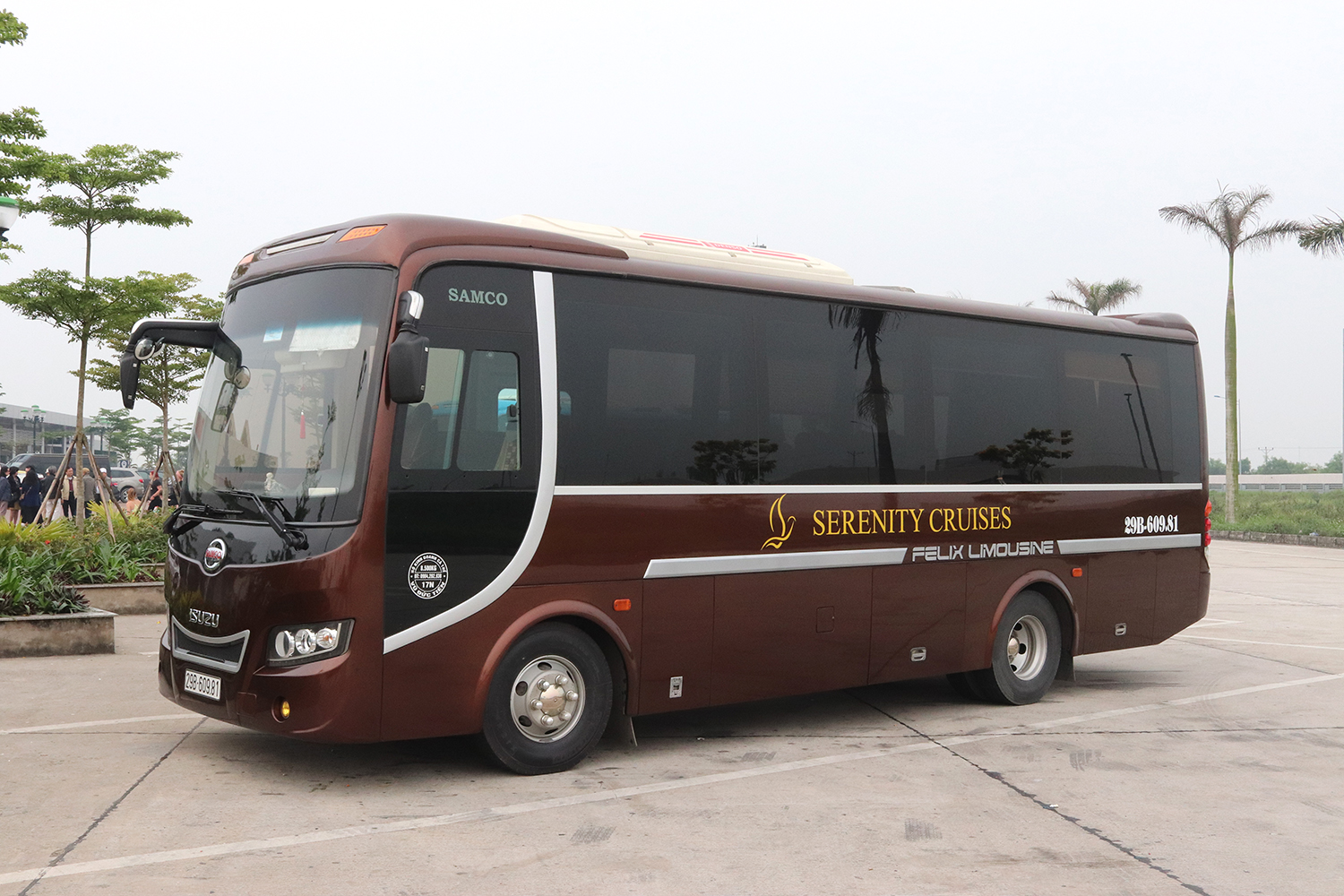 Bus- Hanoi- Halong-Hanoi Serinity cruise