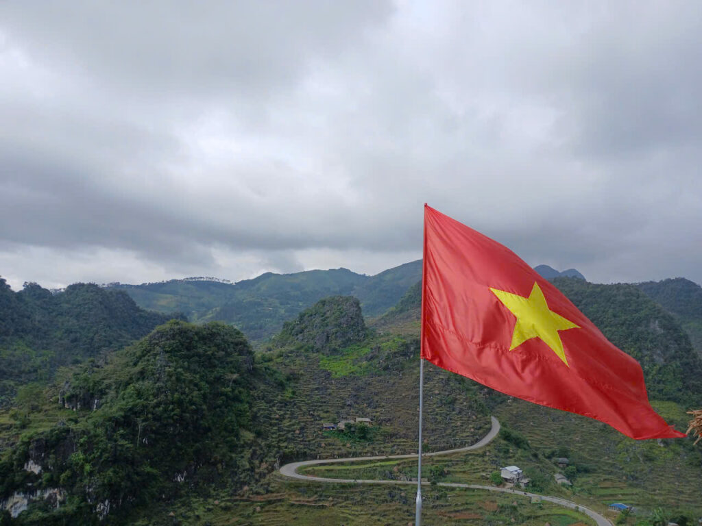 4-Day Ha Giang Loop Escape To Dong Van Geopark & Scenic Mountain Passes