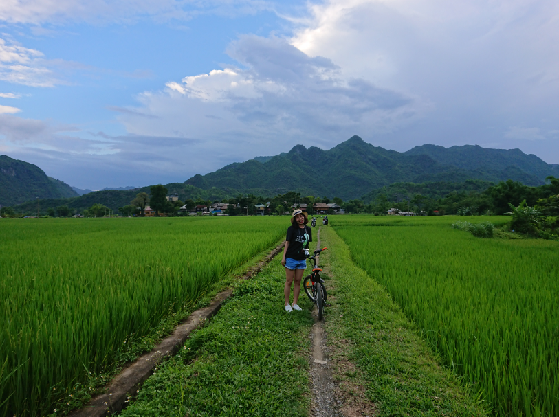 Biking Mai Chau valley