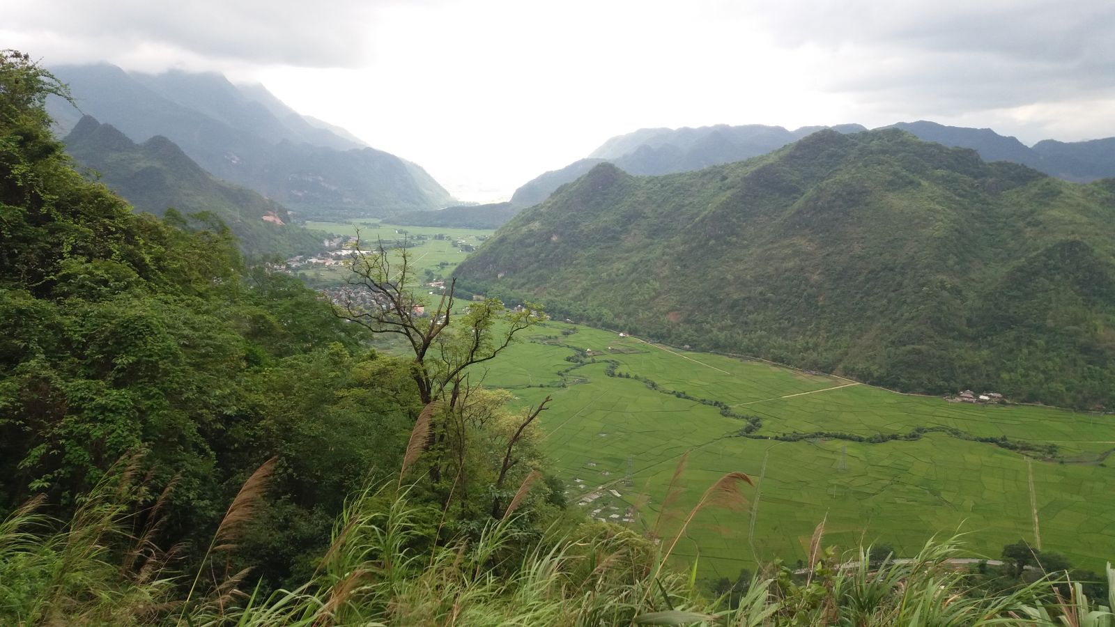 Mai  Chau day tour from Hanoi