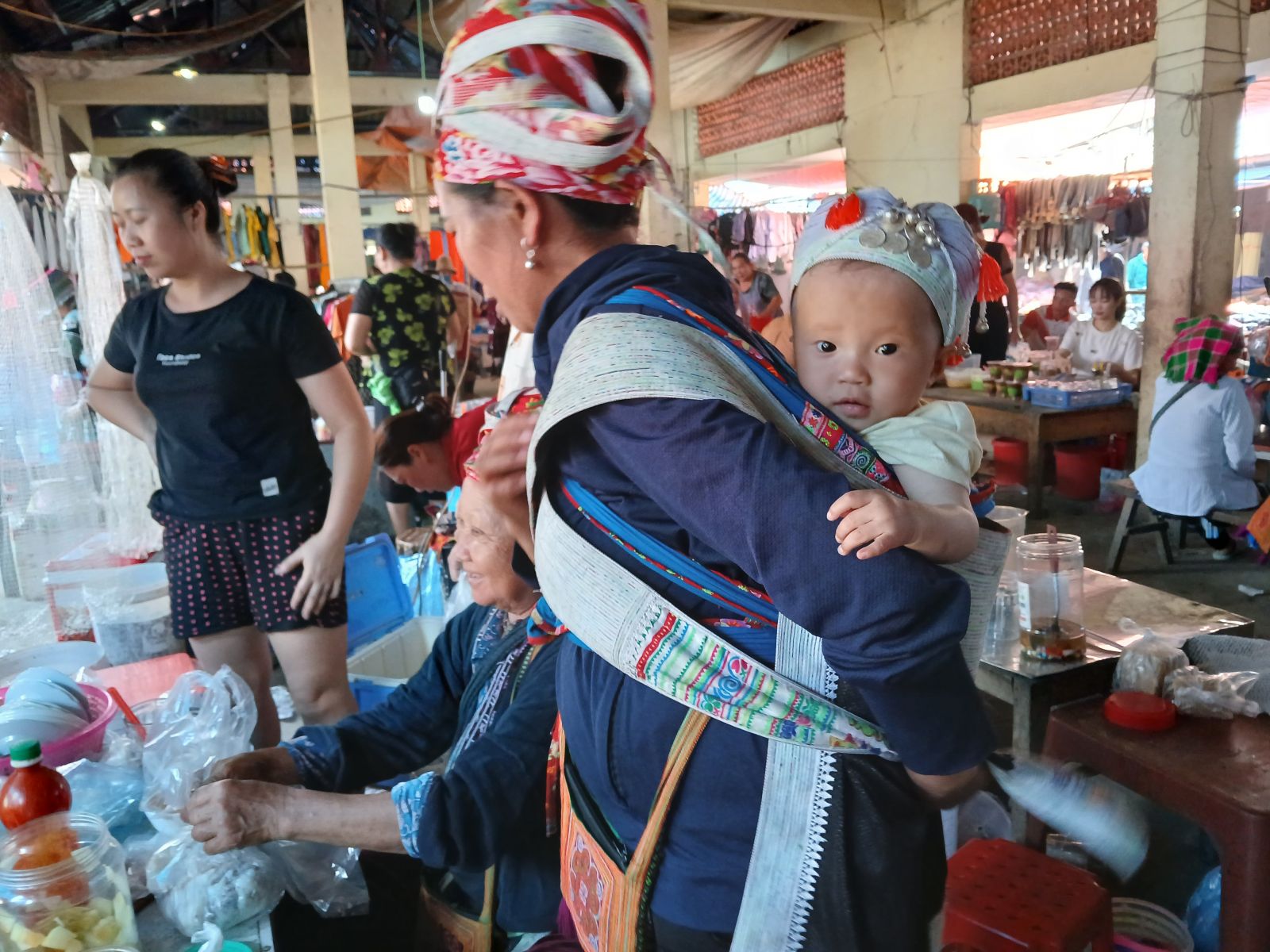 Muong Hum Market - Sapa