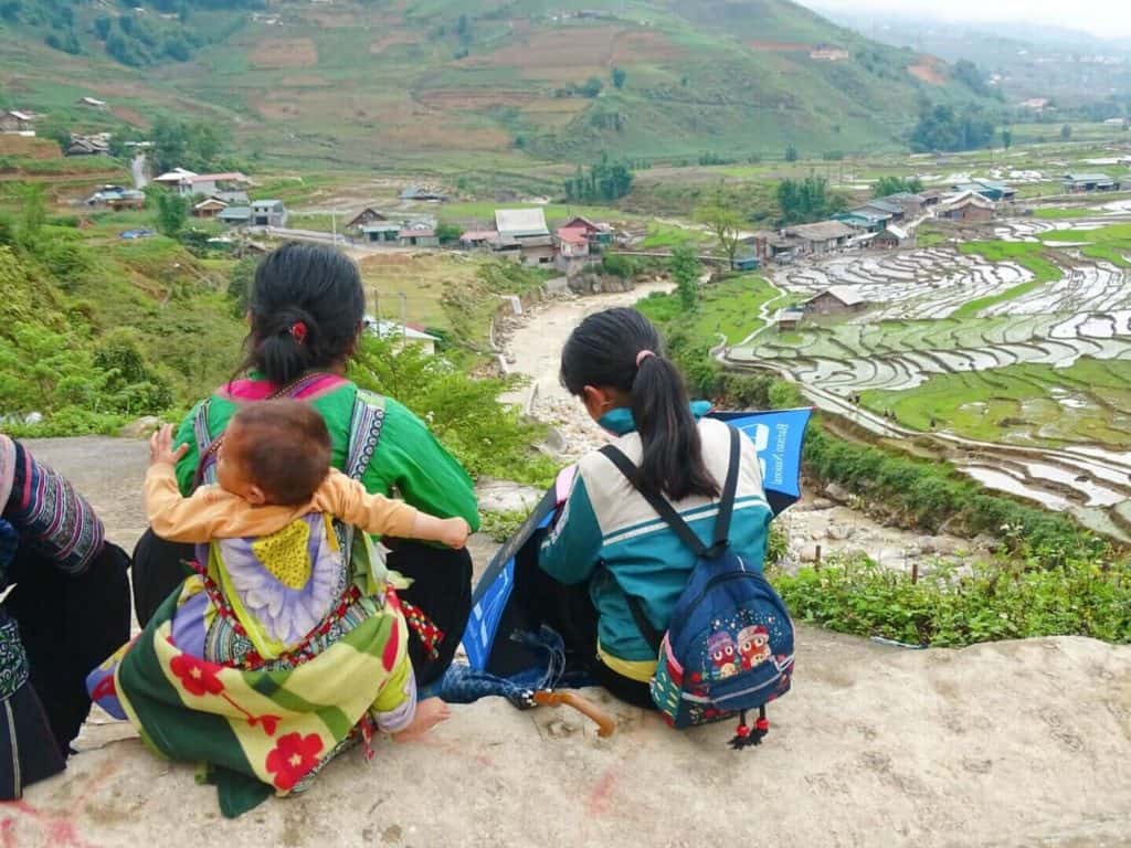 Sapa trekking tour down the village