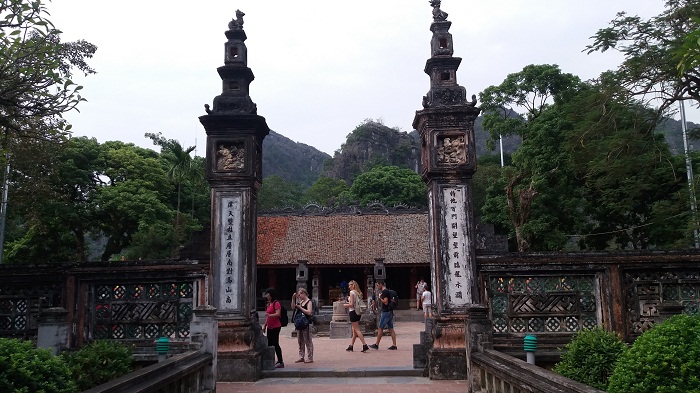 Ninh Binh Tours-Hoa Lu