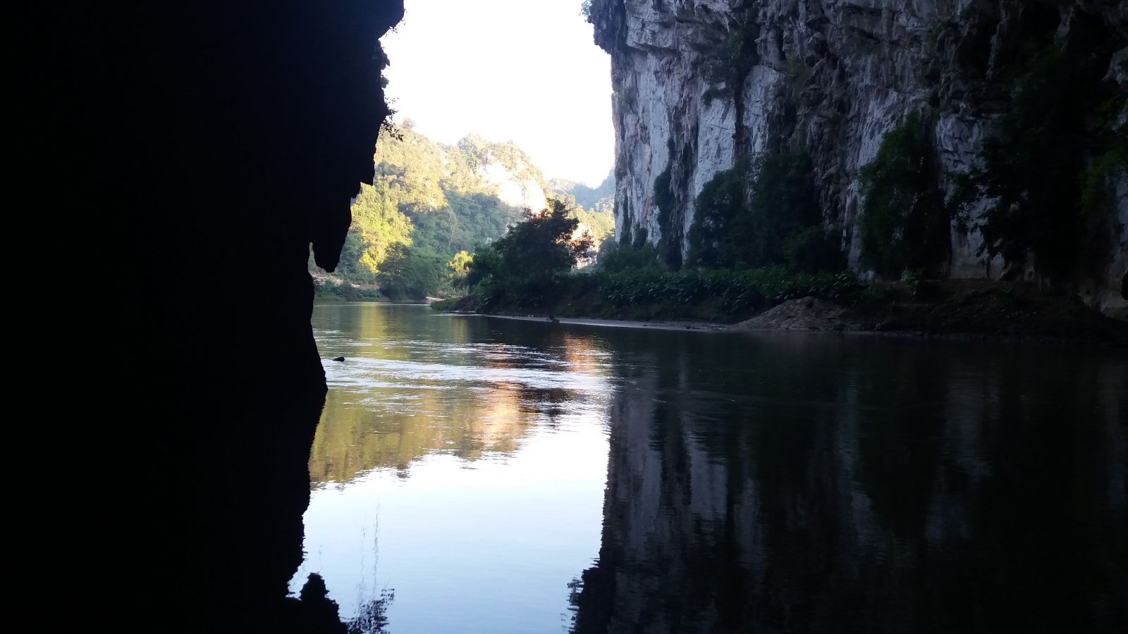 Puong cave view from the boat