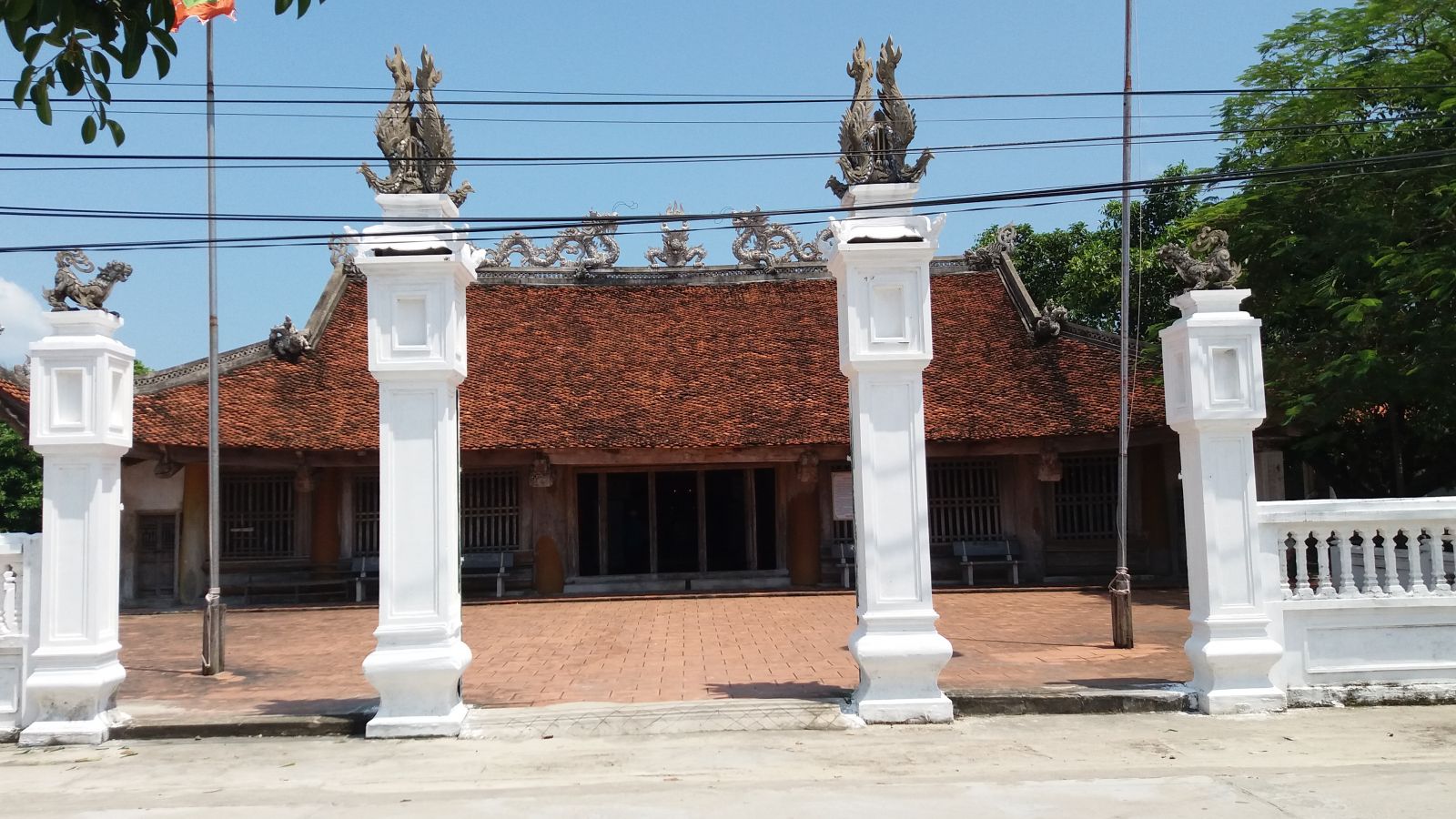 Quan Lan Communal House