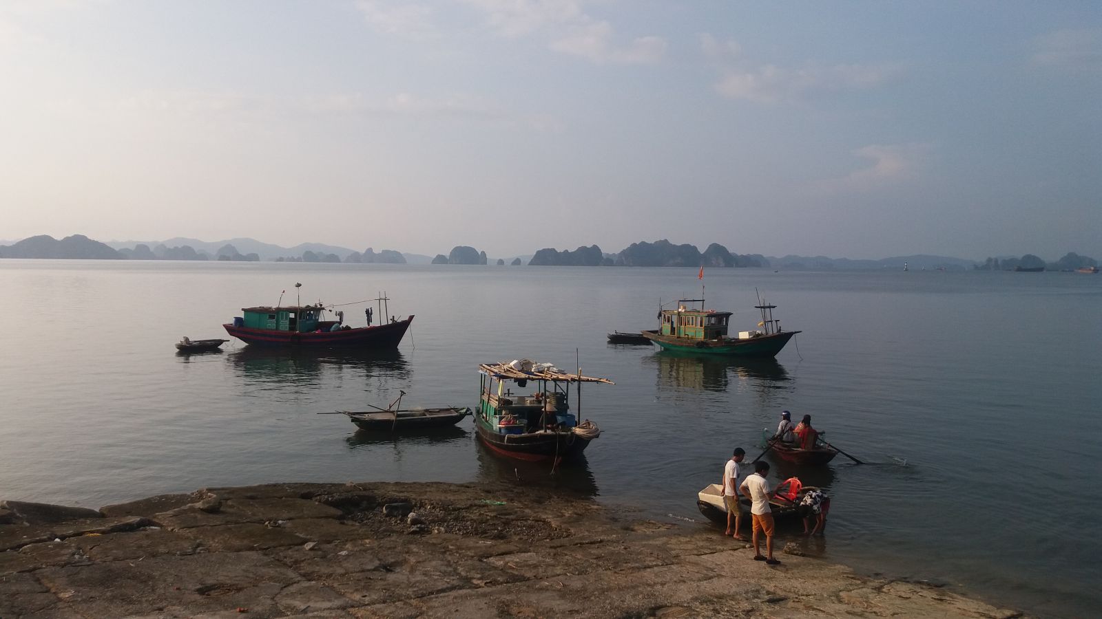 Local fishing in Quan Lan island