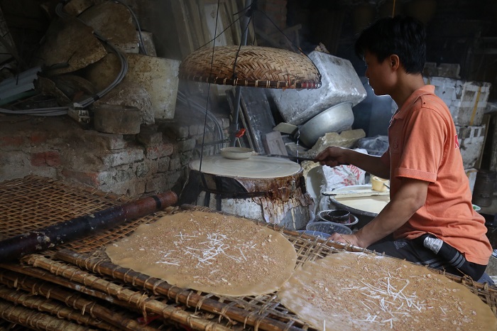 Rice paper making