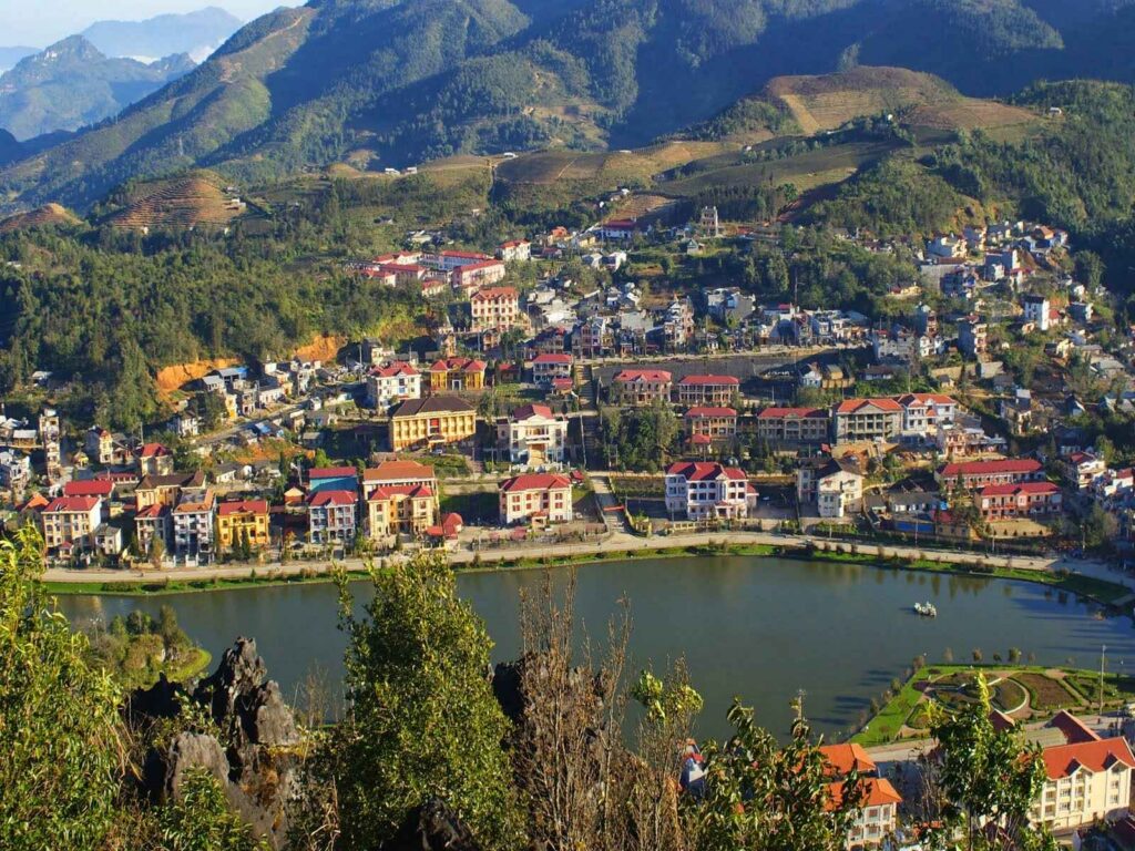 3-Day Sapa Escape: Fansipan Cable Car, Rong May Glass Bridge & Village Trekking